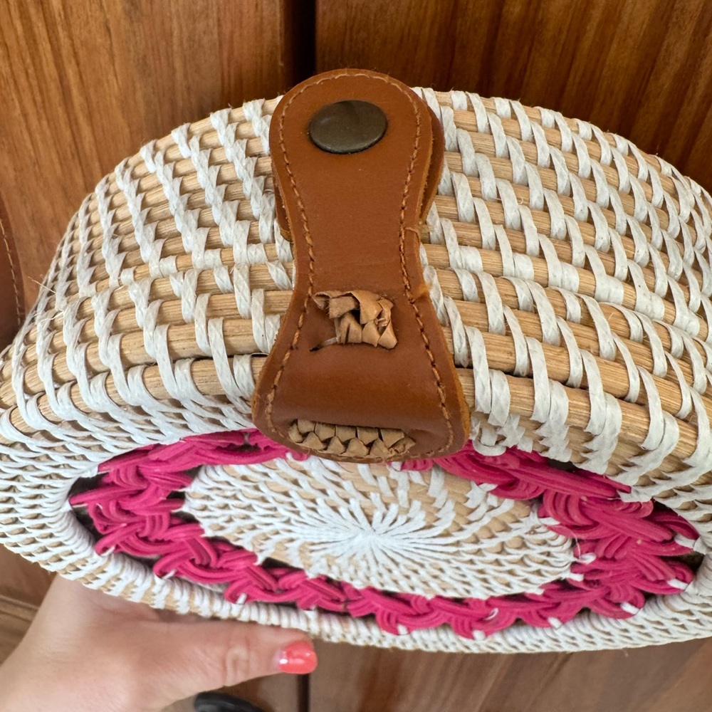 Handcrafted Purse - Picture 3 of 5